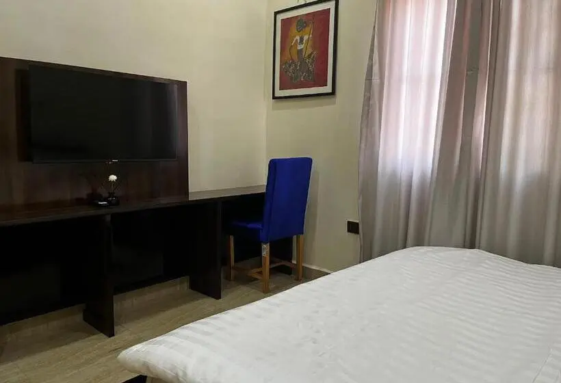 استودیوی استاندارد, The Neat Place
