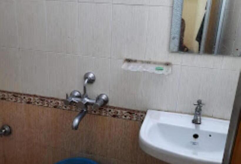 חדר סטנדרט, Vrindavan Patna Bihar