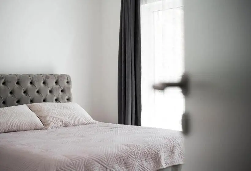 آپارتمان 2 خوابه, Lux Apartments