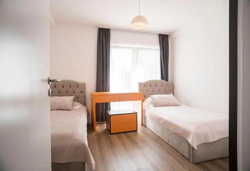 آپارتمان 2 خوابه, Lux Apartments