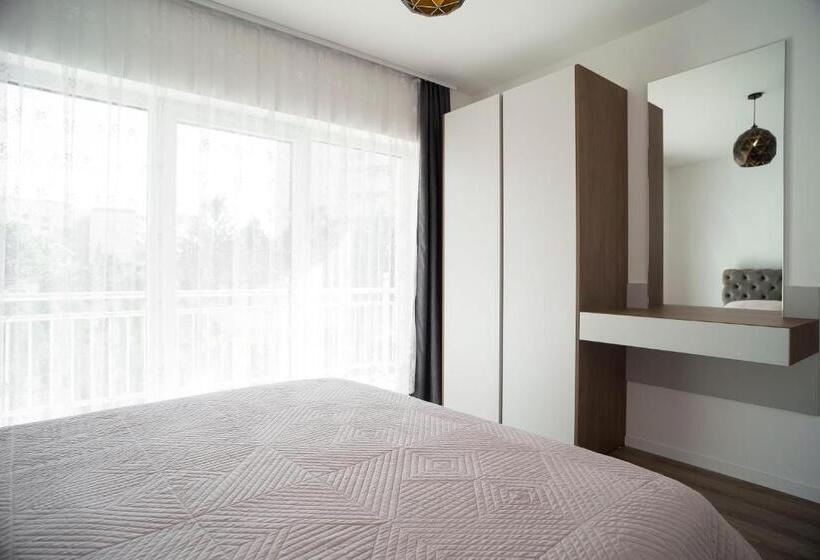 آپارتمان 2 خوابه, Lux Apartments