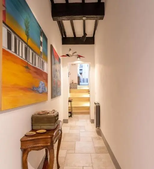 استودیوی استاندارد, Manillahouse