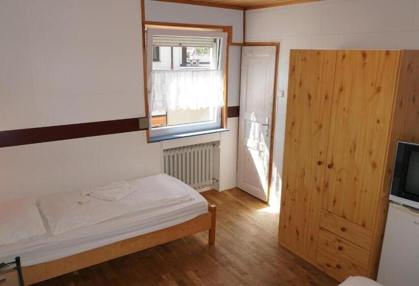 スタンダードルーム, Pension Zur Rose