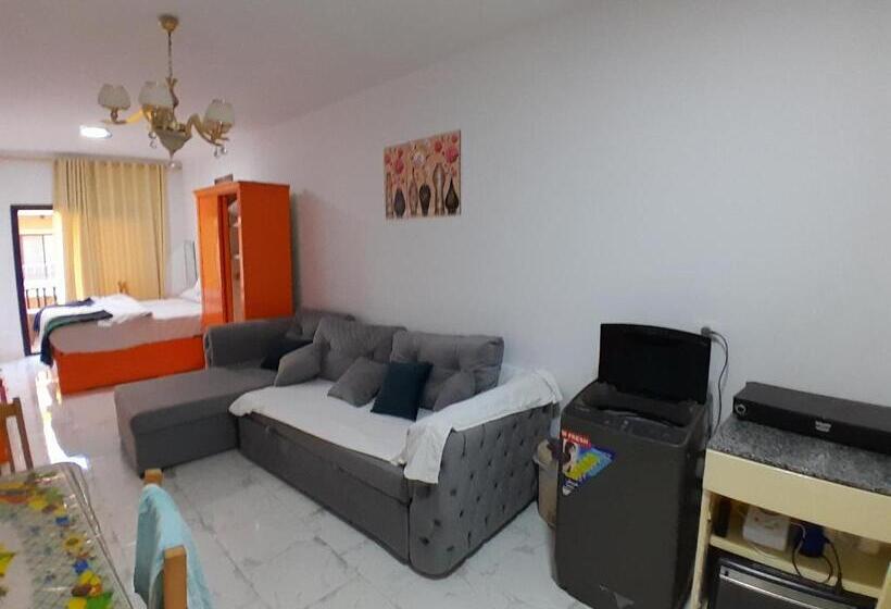 استودیوی استاندارد با چشم‌انداز دریا, Turtles Beach Resort Hourghada Studio View Sea View Pool Private Beach Pools Balcony Security Cafe A