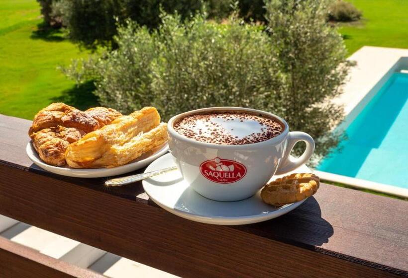 غرفة قياسية سرير كينج, Ollu E Stentu