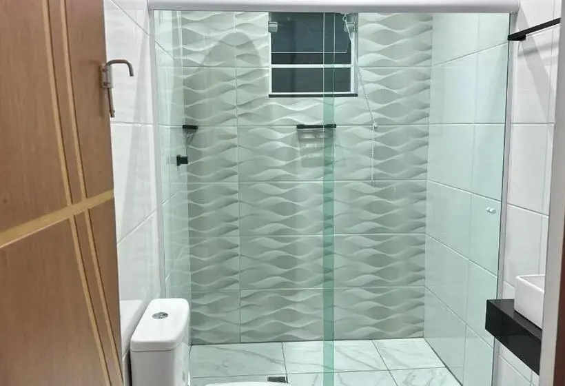 اتاق استاندارد, Guaru Inn Hostel