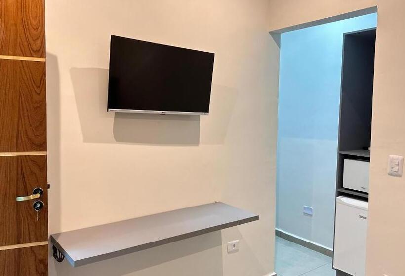 اتاق استاندارد, Guaru Inn Hostel