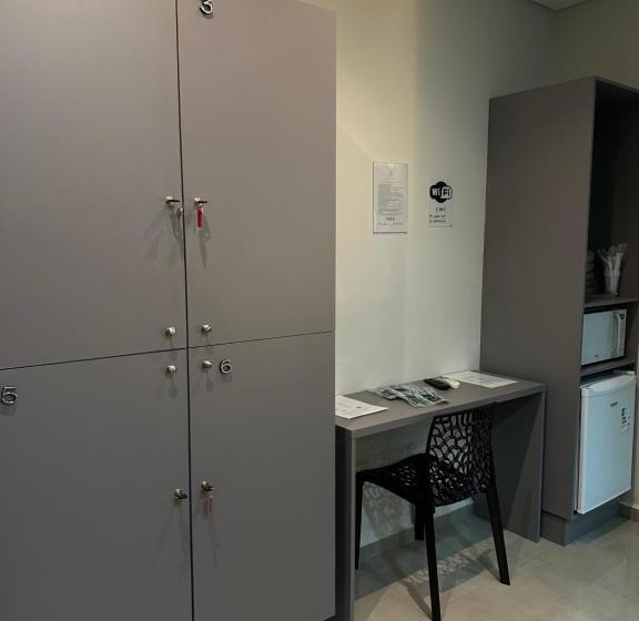 اتاق استاندارد چهار تخته, Guaru Inn Hostel