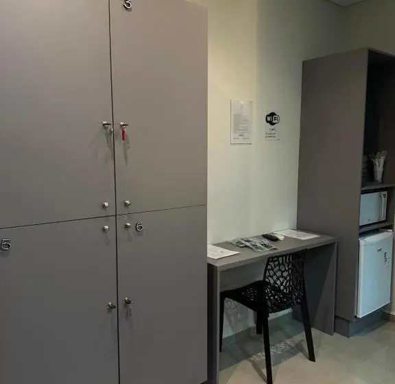 اتاق استاندارد چهار تخته, Guaru Inn Hostel