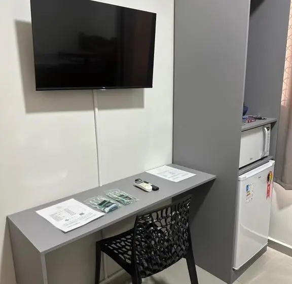 اتاق استاندارد با سرویس بهداشتی مشترک, Guaru Inn Hostel