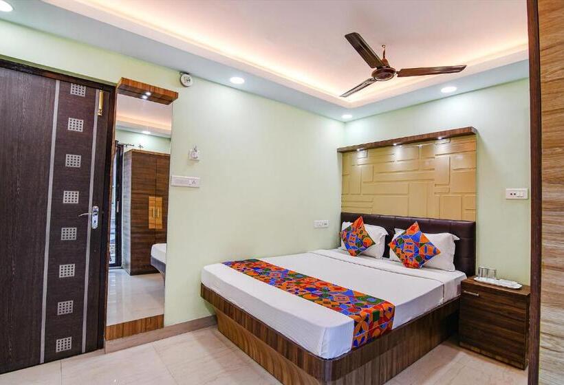 חדר דלוקס, Fabexpress Laxmi Inn