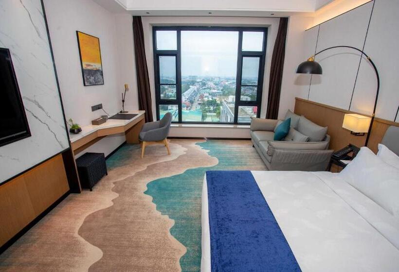 اتاق لوکس, Lc International