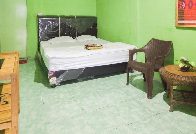 غرفة عائلية, Reddoorz Near Pelabuhan Ajibata Parapat