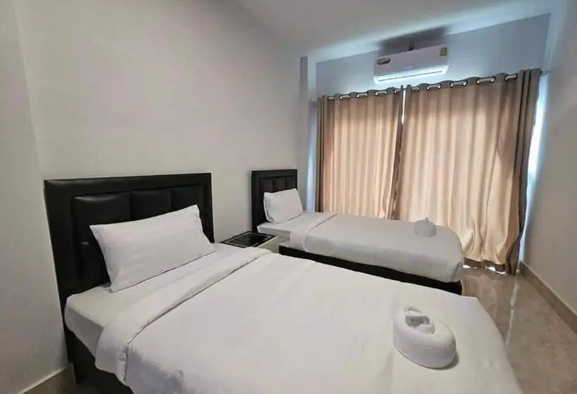 バルコニー付きスタンダードルーム, Ban Chahomm Guesthouse
