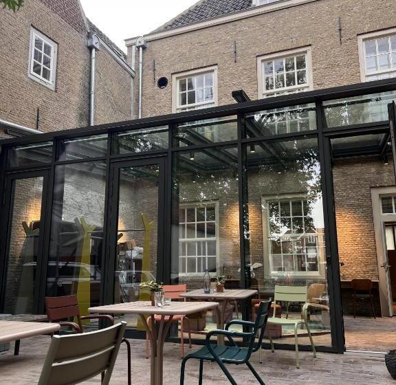 スタンダードルーム, Stadsklooster Dordt Hotel&hostel