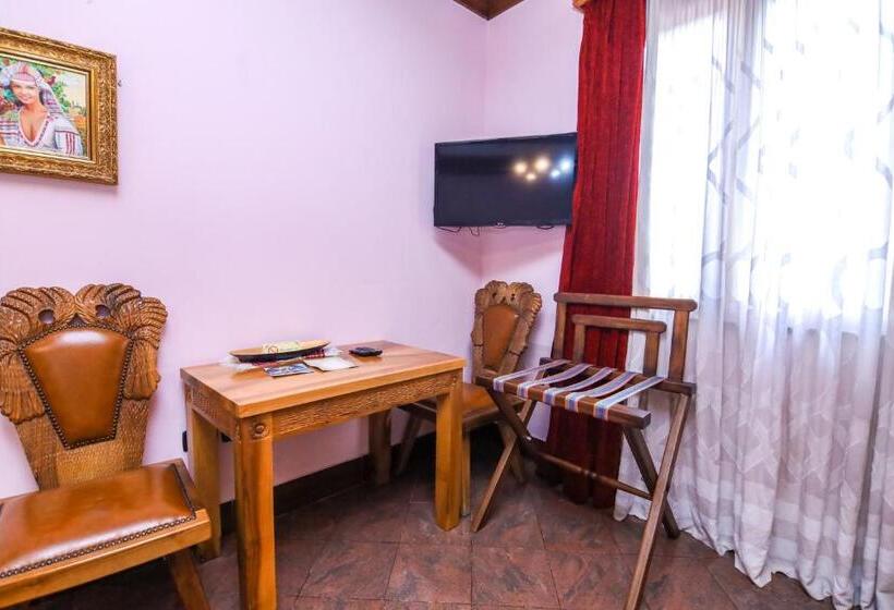 غرفة قياسية, Brilant Antik Center