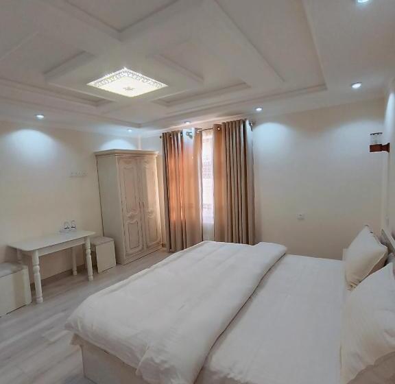 חדר סטנדרט, Dari Zanjir Family Guest House