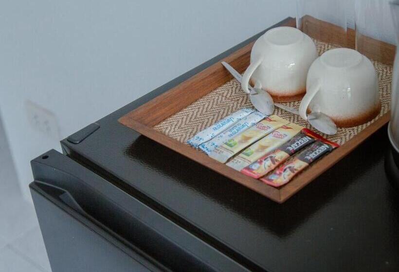 غرفة قياسية ثلاثية, Roomquest Kalim Beach