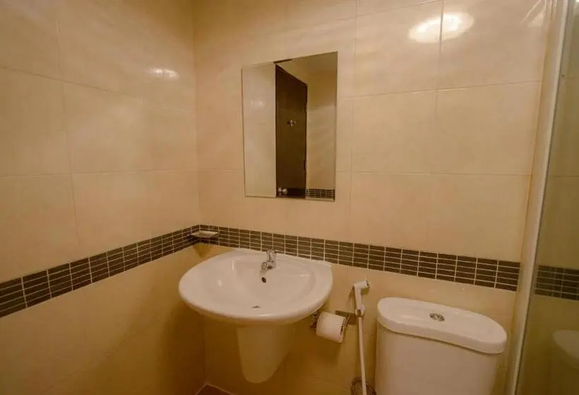 اتاق خانوادگی, Roomquest Kalim Beach