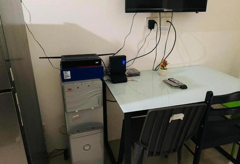 1 Sovrums Lägenhet med Balkong, Shore Residence D15 Shortwalk Mall Of Asia Near Airport