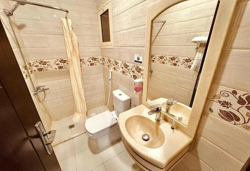 2 Schlafzimmer Suite, فندق الضيافة الذهبية