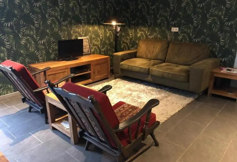 スタンダード４人部屋, B&b Typisch Lelies