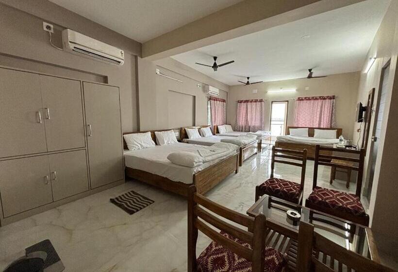 スイート, Ichhamati Hotel And Restaurant