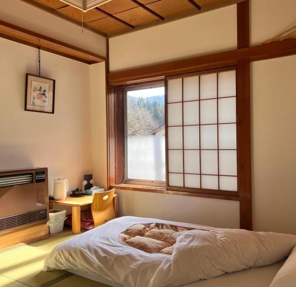 バス共有のスタンダードルーム, Akane Hostel あかね天然温泉旅館