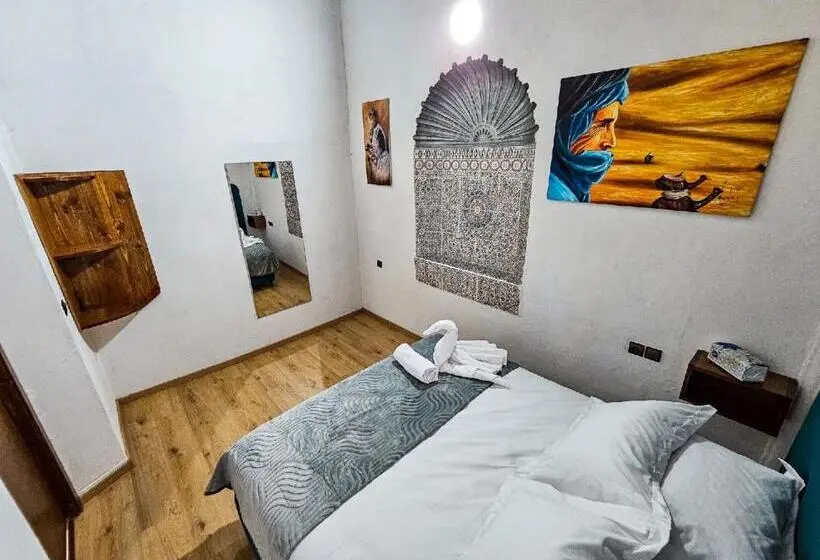 اتاق اکونومی, Dar Saba