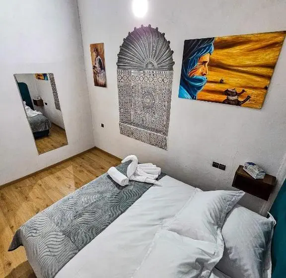 اتاق اکونومی, Dar Saba