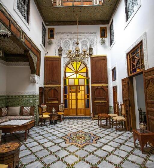 标准三人间, Dar Usham Fes