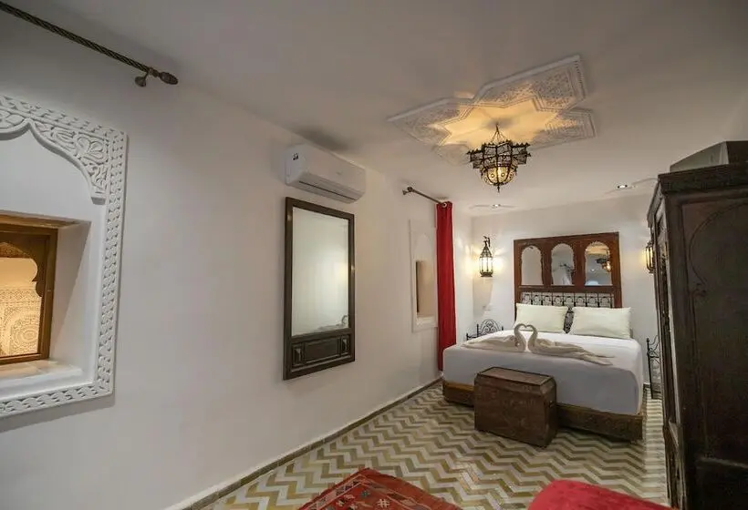 اتاق لوکس سه تخته, Dar Usham Fes