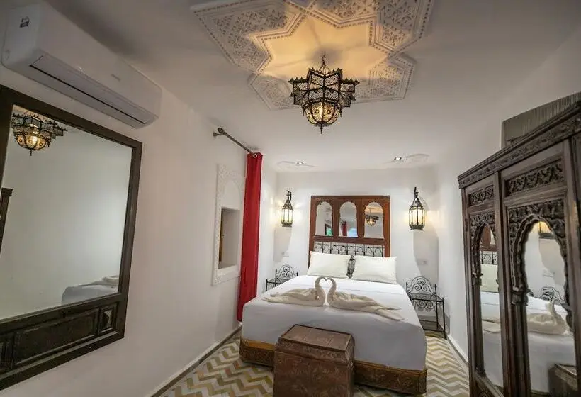 اتاق لوکس سه تخته, Dar Usham Fes