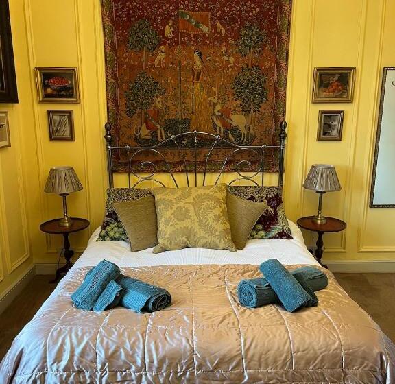 キングサイズベッドのスイートルーム, Chez Vivienne