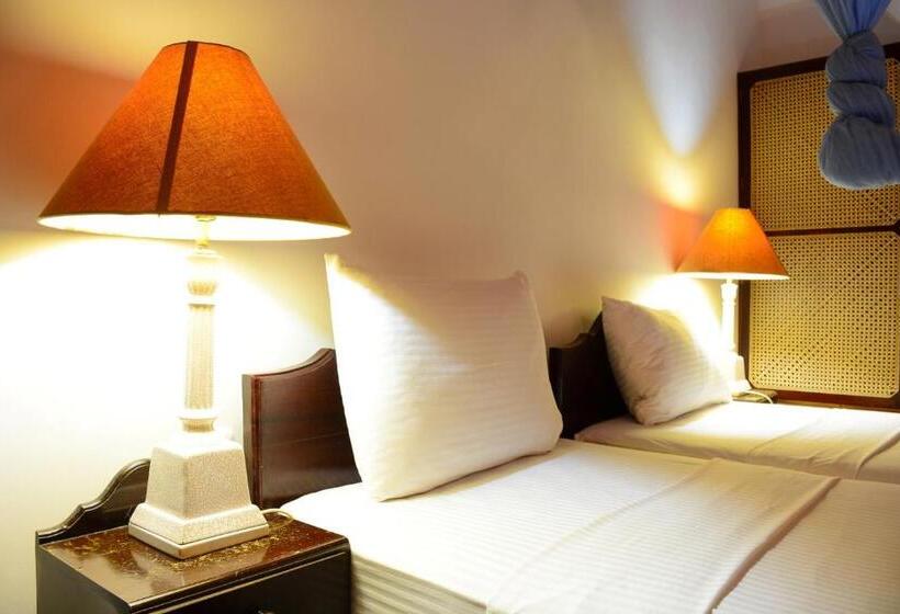 חדר סטנדרט, Hikka Bliss