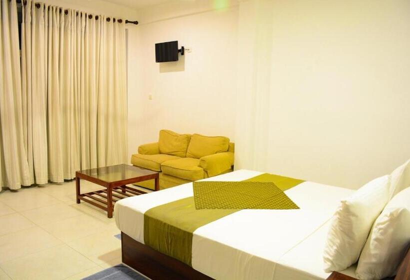 Quarto Deluxe, Hikka Bliss