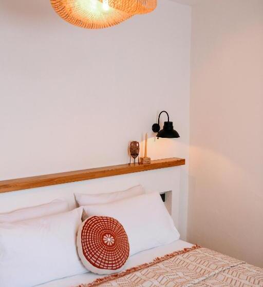 标准间, Kallinos Boutique