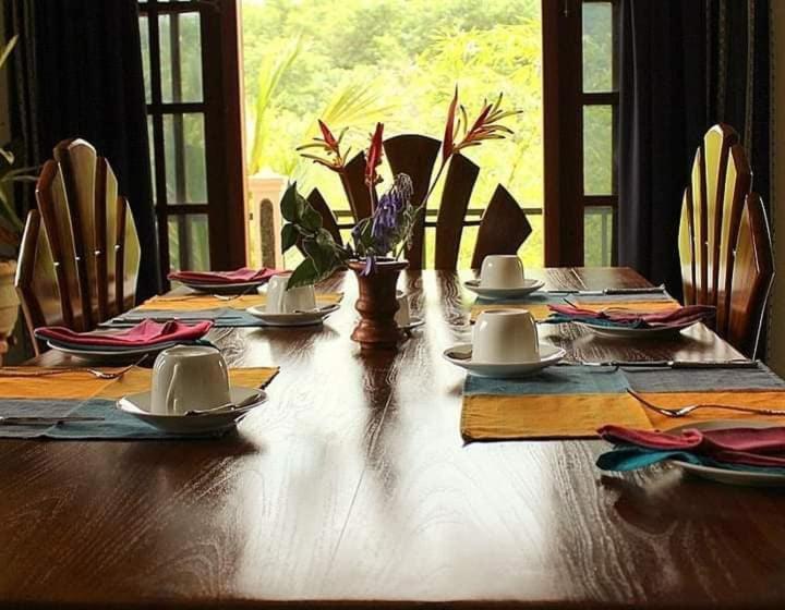 غرفة عائلية, Manikgoda Tea Paradise