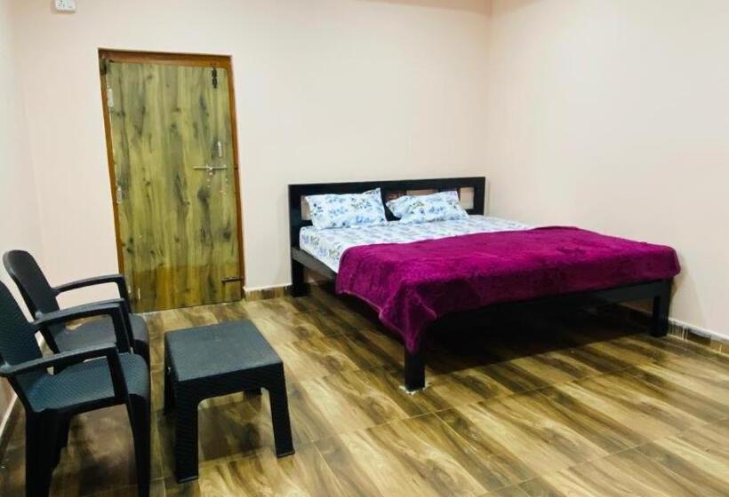 Standard Værelse, Aditya Residency