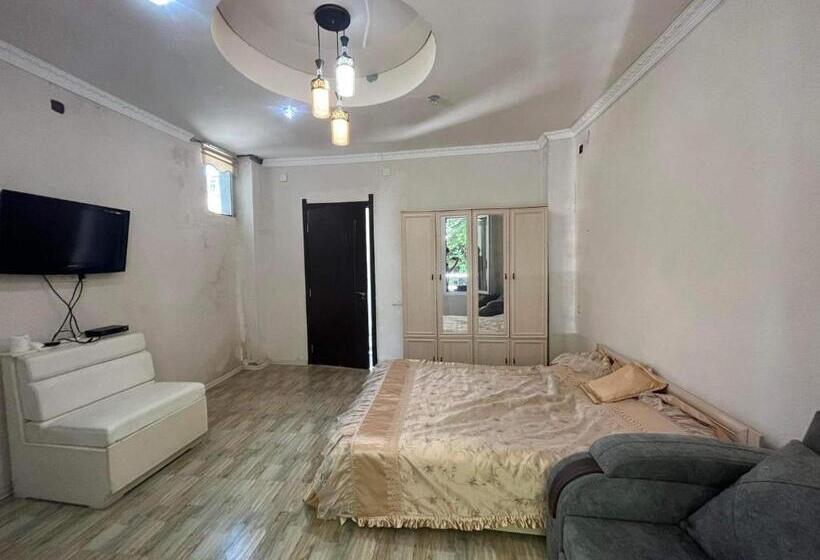 اتاق استاندارد, Guesthouse Nuri