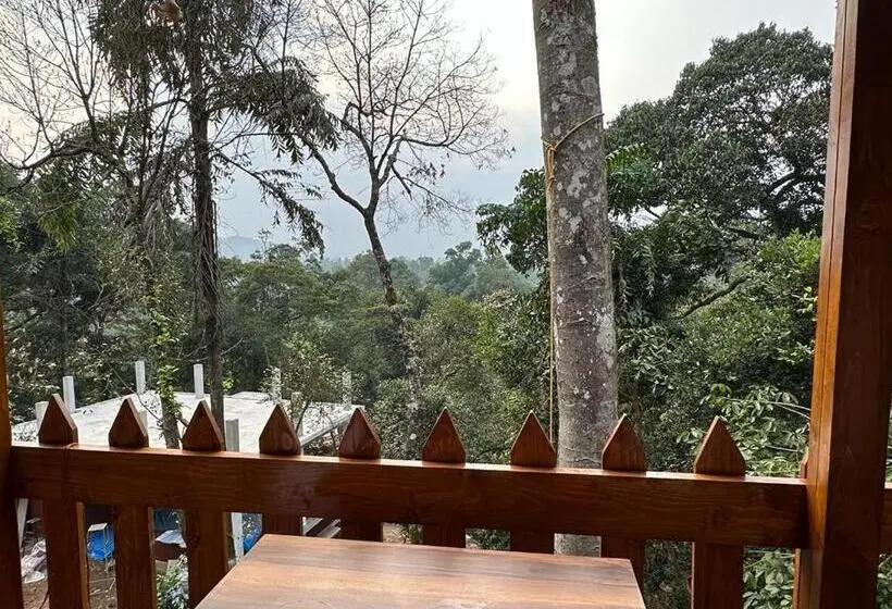 Standard Kolmen Hengen Huone Puutarhanäkymä, Coorg Jungle Mist