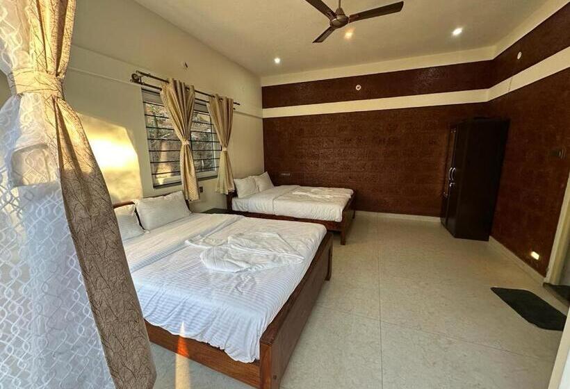 חדר דלוקס נוף לאגם, Coorg Jungle Mist