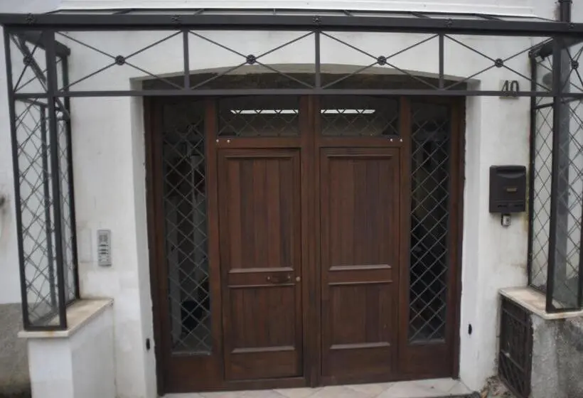 スタンダードルーム, La Casa Sul Lara