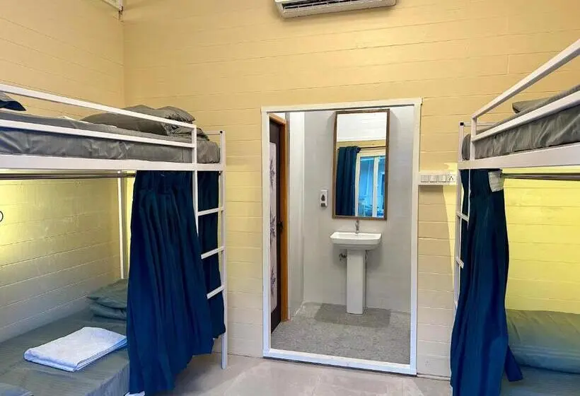 Cama em Quarto Partilhado, Coco Hostel Goa