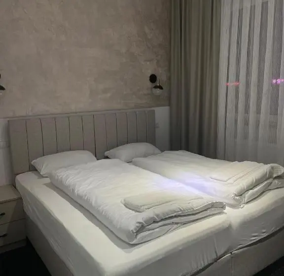Habitación Estándar, Gastpark