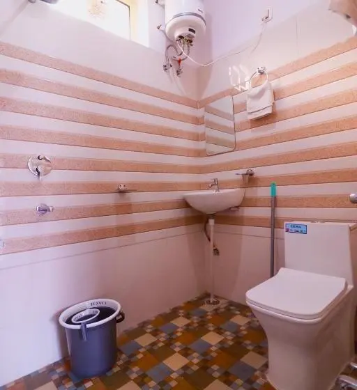Chambre Standard, Manzil Hostel