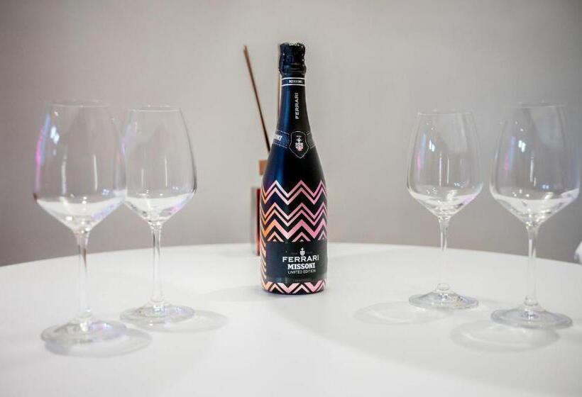 Chambre Supérieure, Glam Parma