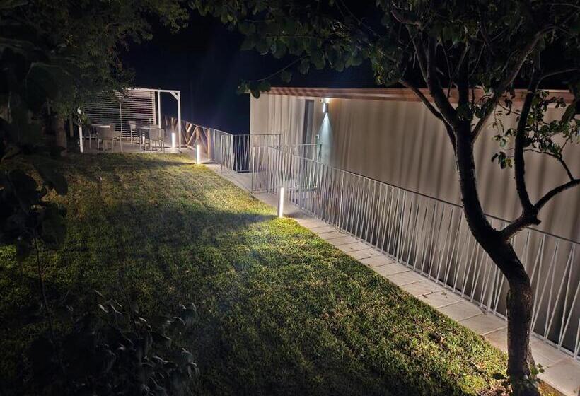 غرفة ديلوكس مطلّة علي البحر, Otium Relais