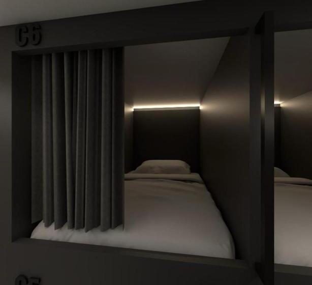 سرير فى غرفة مشتركه, Remedy Hostel