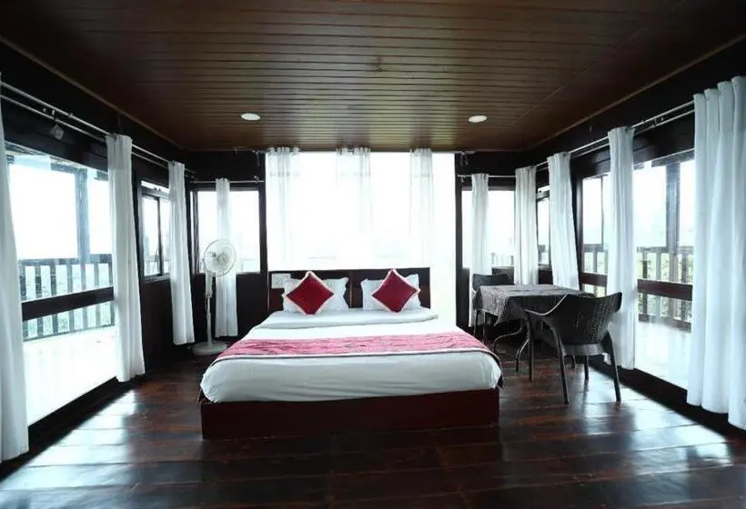 Chambre Standard avec Balcon, Coorg Tree House